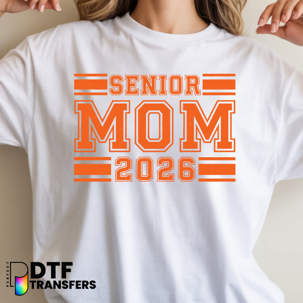 Vintage Varsity SENIOR MOM 2026 – Teacher DTF Transfer