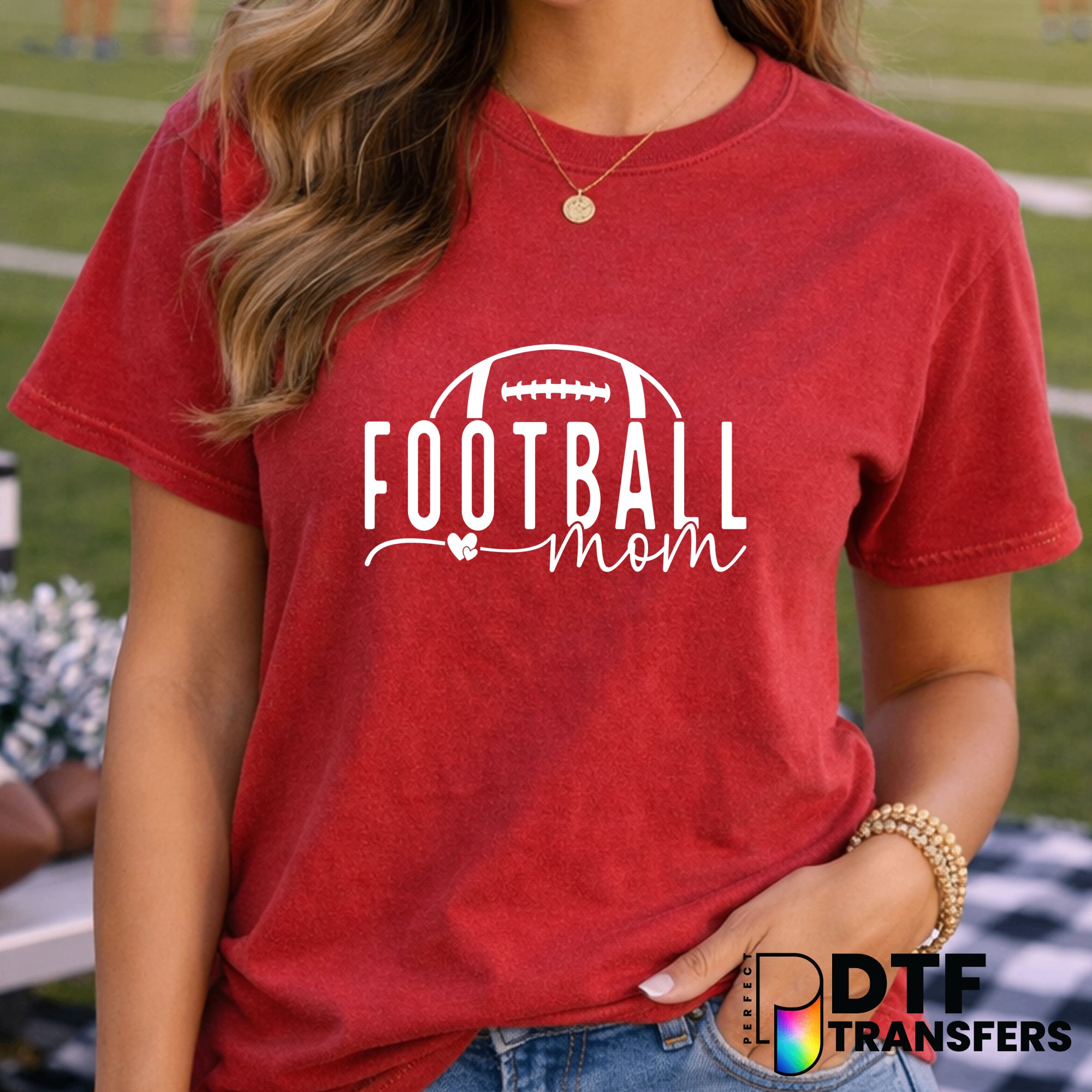 Football Mom – Football DTF Transfer