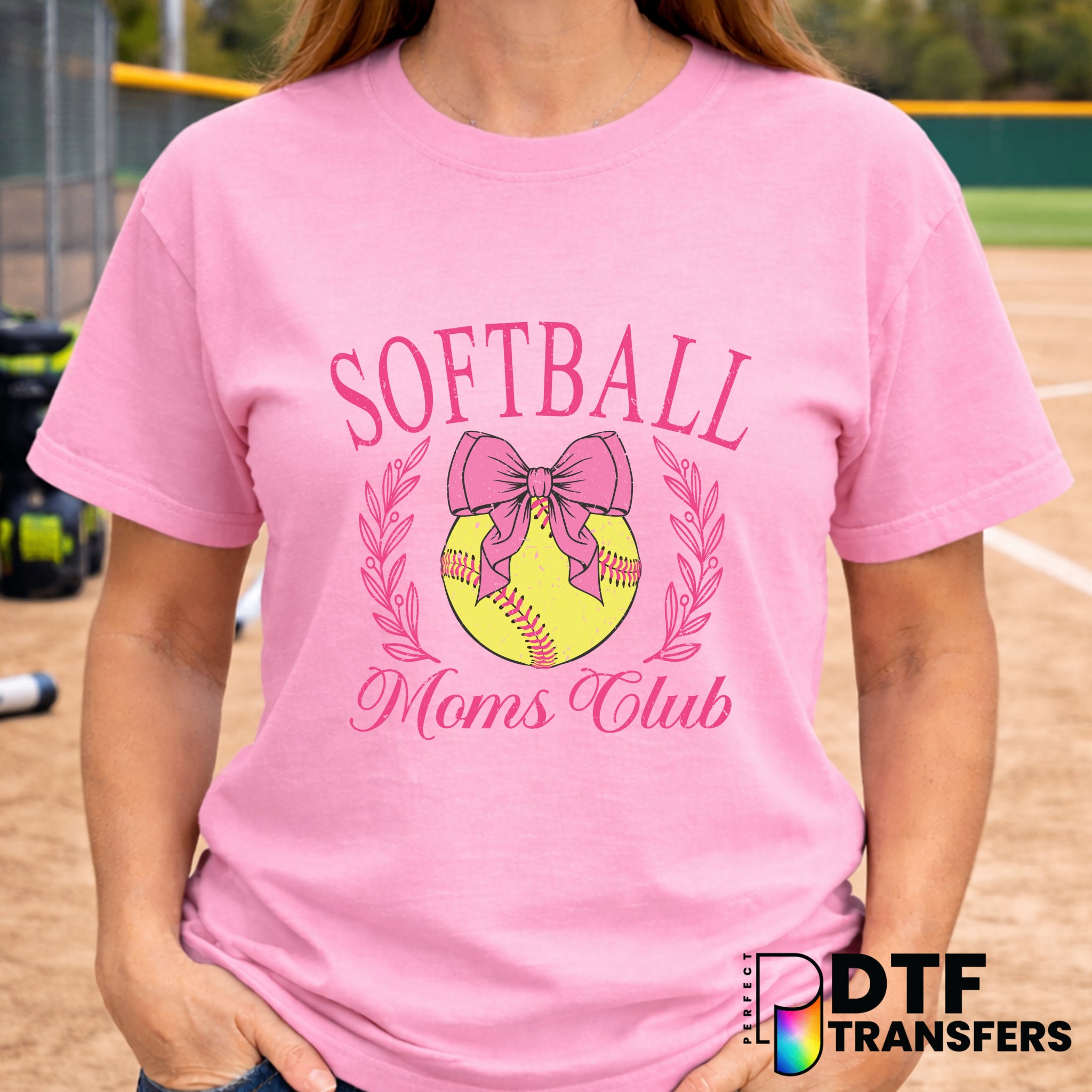 SOFTBALL MOMS CLUB Laurel Bow – Softball DTF Transfer