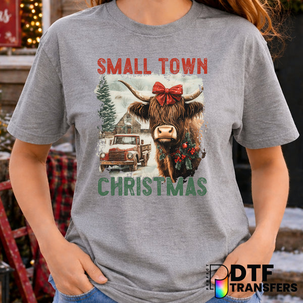 Small Town Christmas Western Highland Cow Grunge – Christmas DTF Transfer