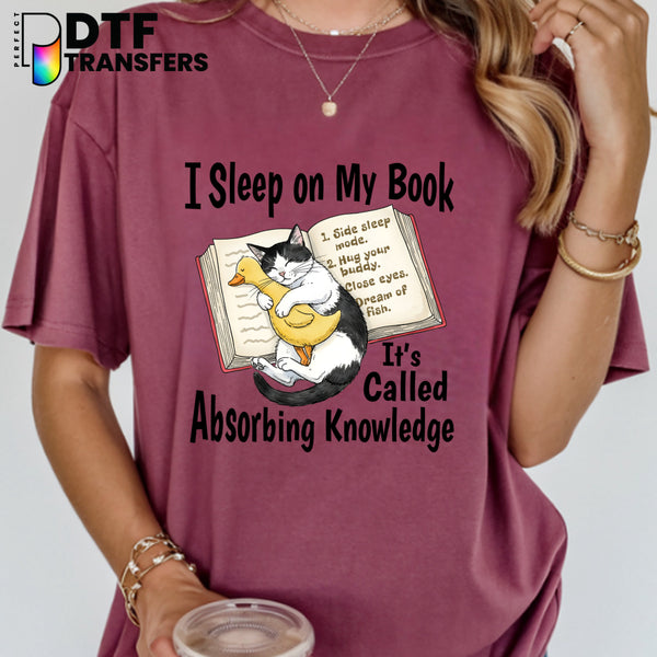 I RUN ON COFFEE, SARCASM & BOOK SMARTS – Teacher DTF Transfer