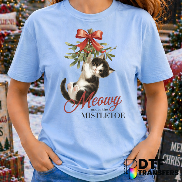 Meowy Under the Mistletoe – Christmas DTF Transfer