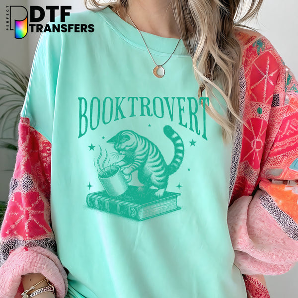 Reading Cat with Glasses – Teacher Classroom DTF Transfer