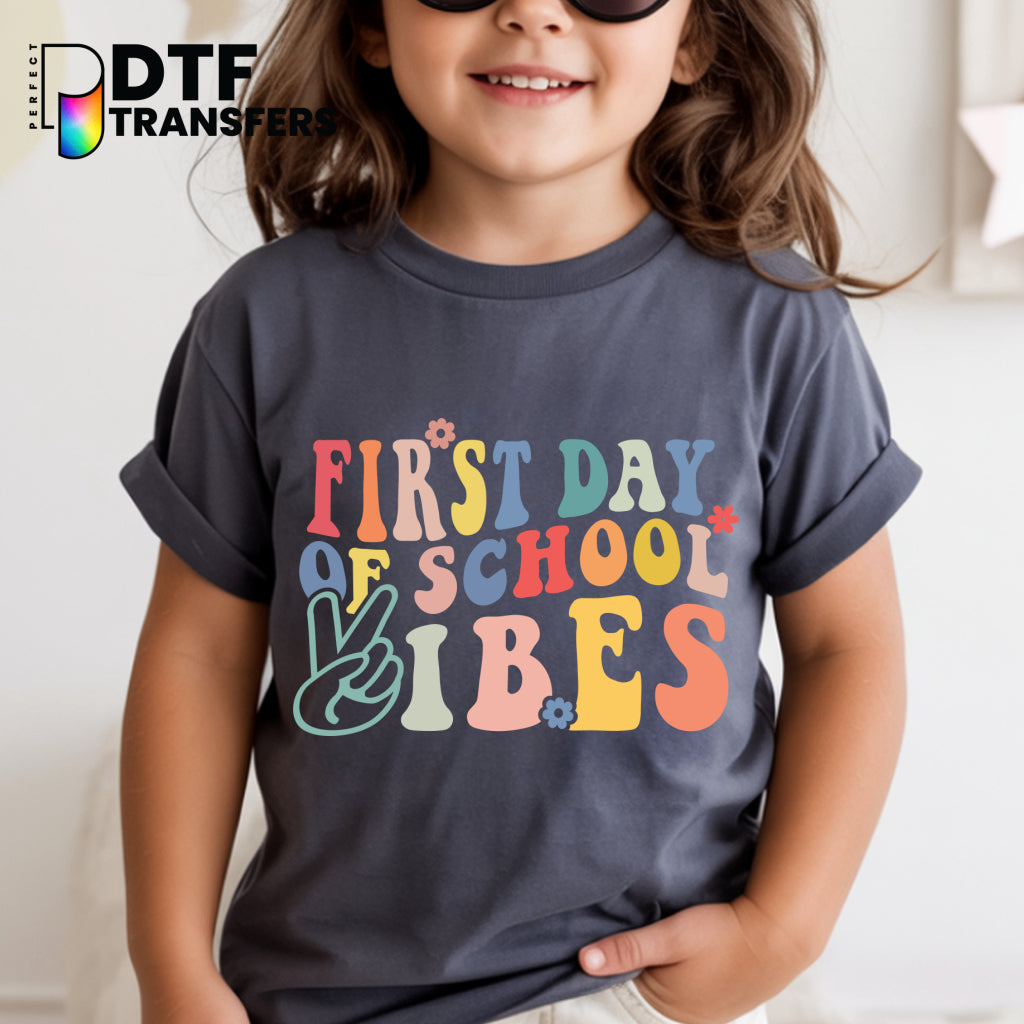 First Day of School Vibes - Welcome Back to School Peace Sign – Teacher DTF Transfer